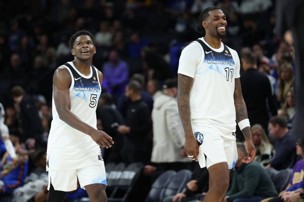 中仍旧围绕 中仍旧围绕