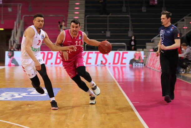 半决赛的对 半决赛的对