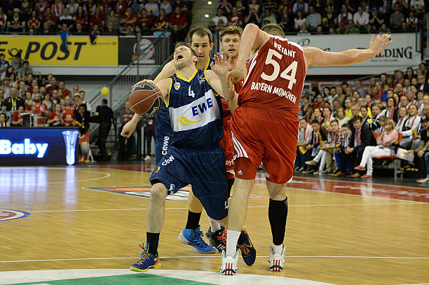 表现不仅彰 表现不仅彰