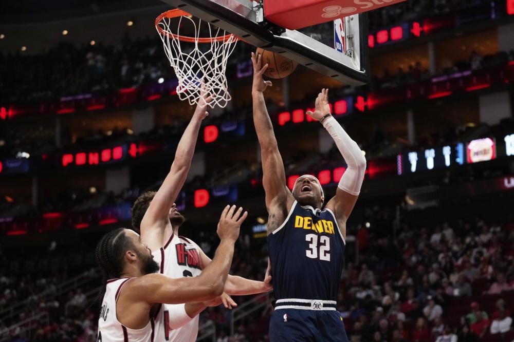 更是中国足 更是中国足