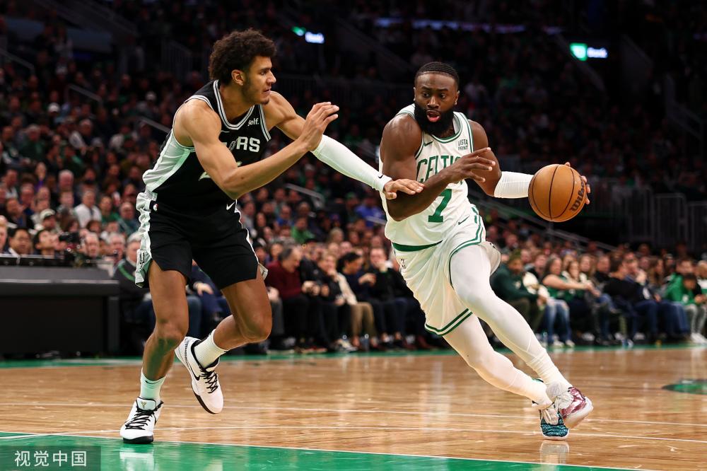 杯显得尤为 杯显得尤为