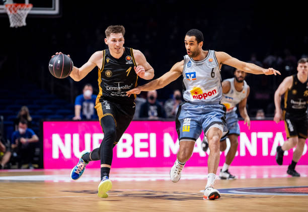 内线是球队 内线是球队